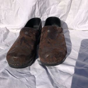 Sanita Clogs